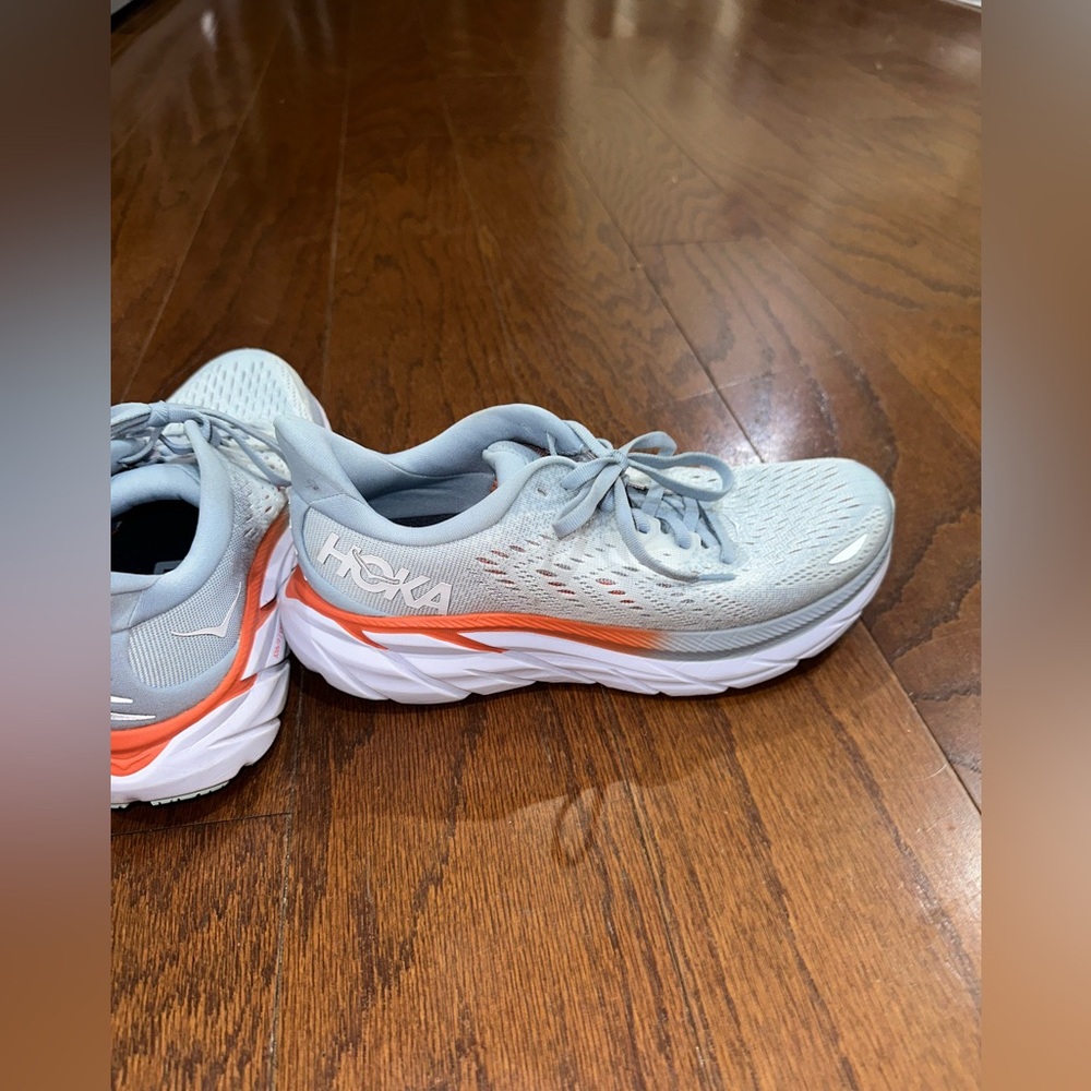 Size 7 Hoka one one Clifton blue fog